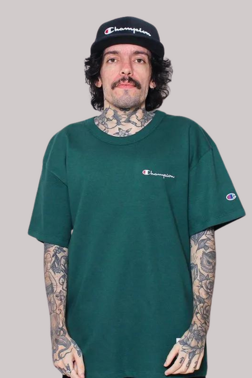 CAMISETA CHAMPION MINI SCRIPT BORDADO