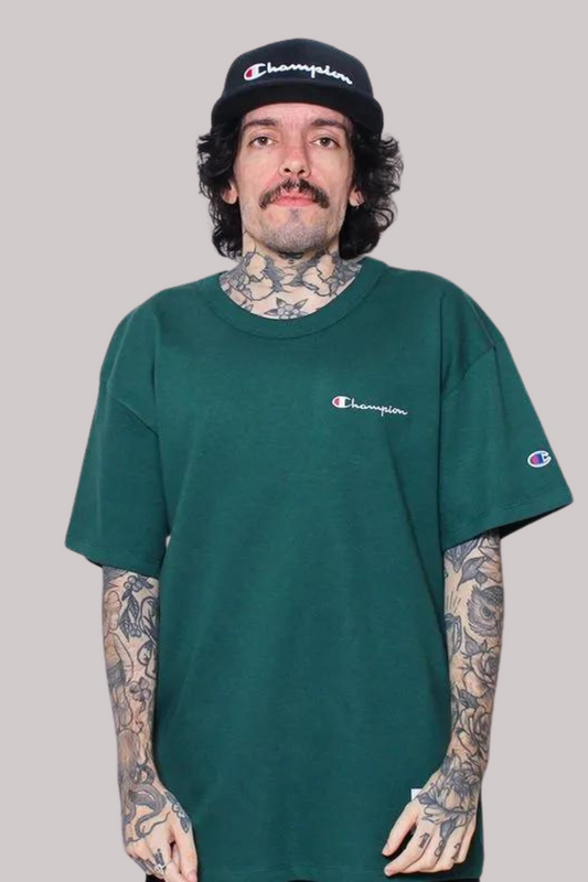 CAMISETA CHAMPION MINI SCRIPT BORDADO