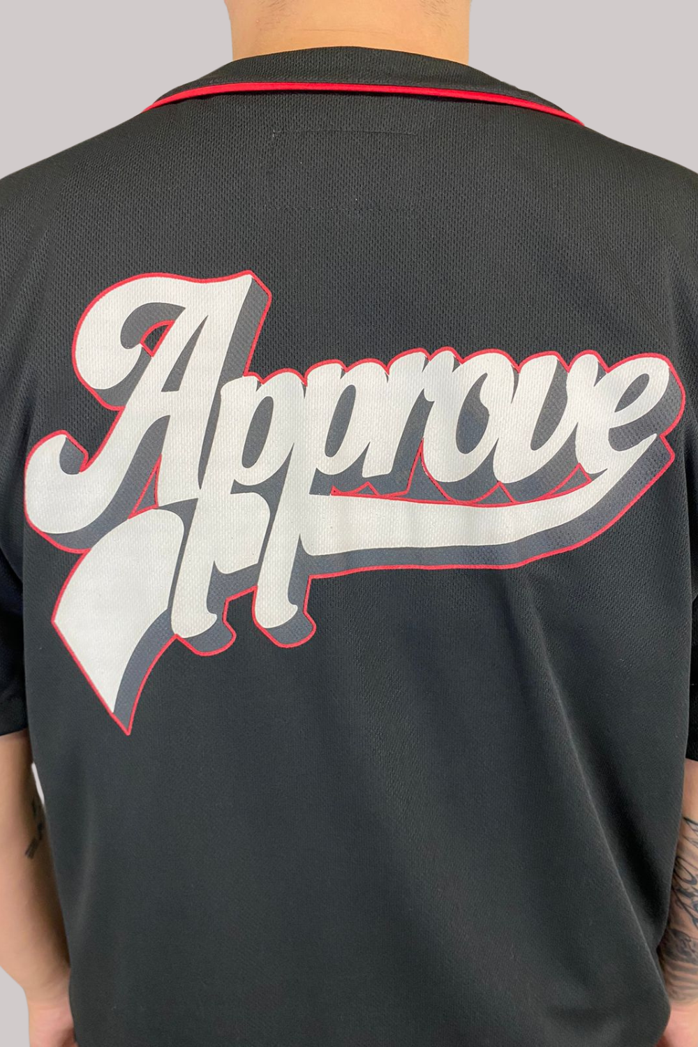 CAMISETA APPROVE BOLD HOME RUN BOTÃO