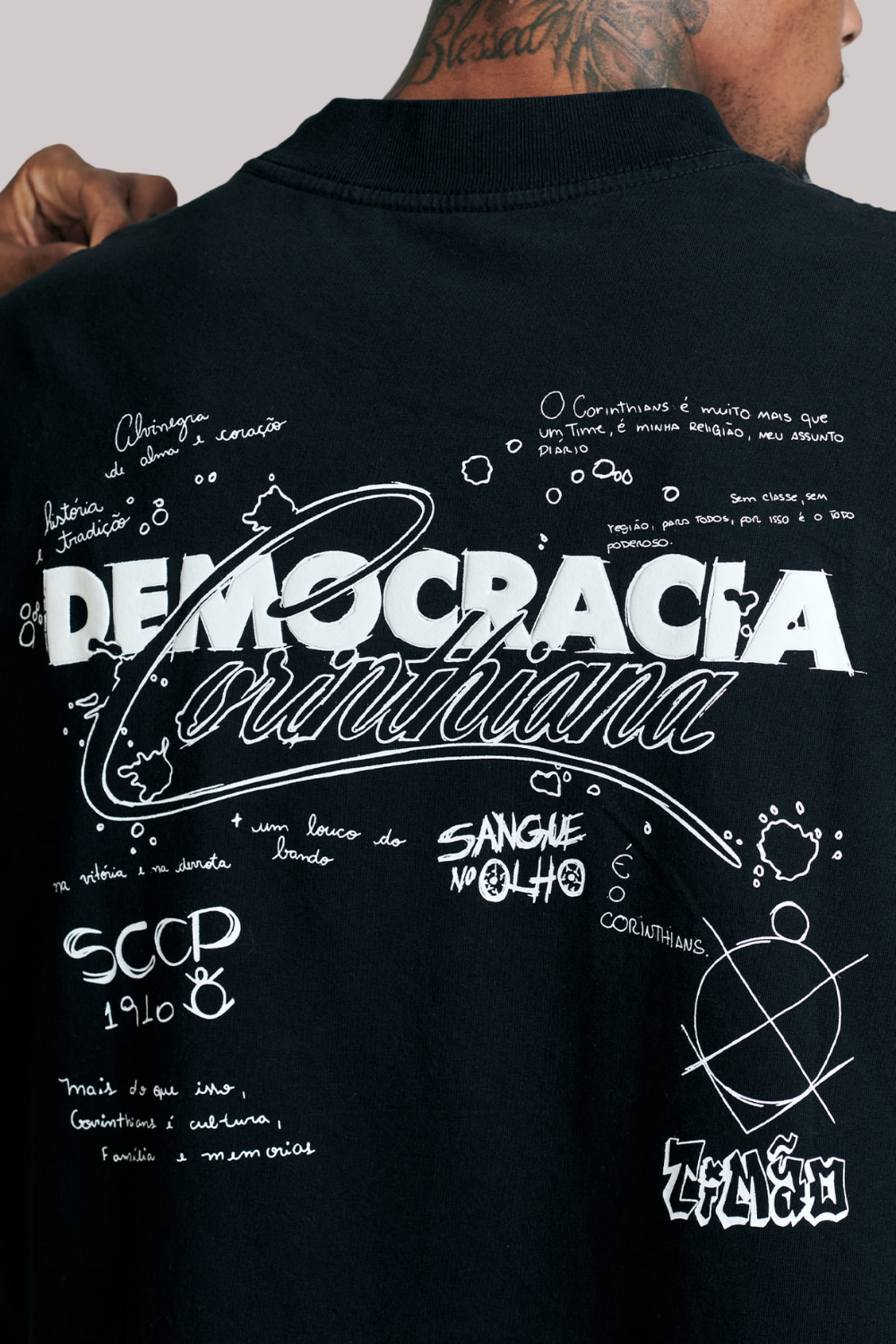 CAMISETA APPROVE X CORINTHIANS HUGE DEMOCRACIA