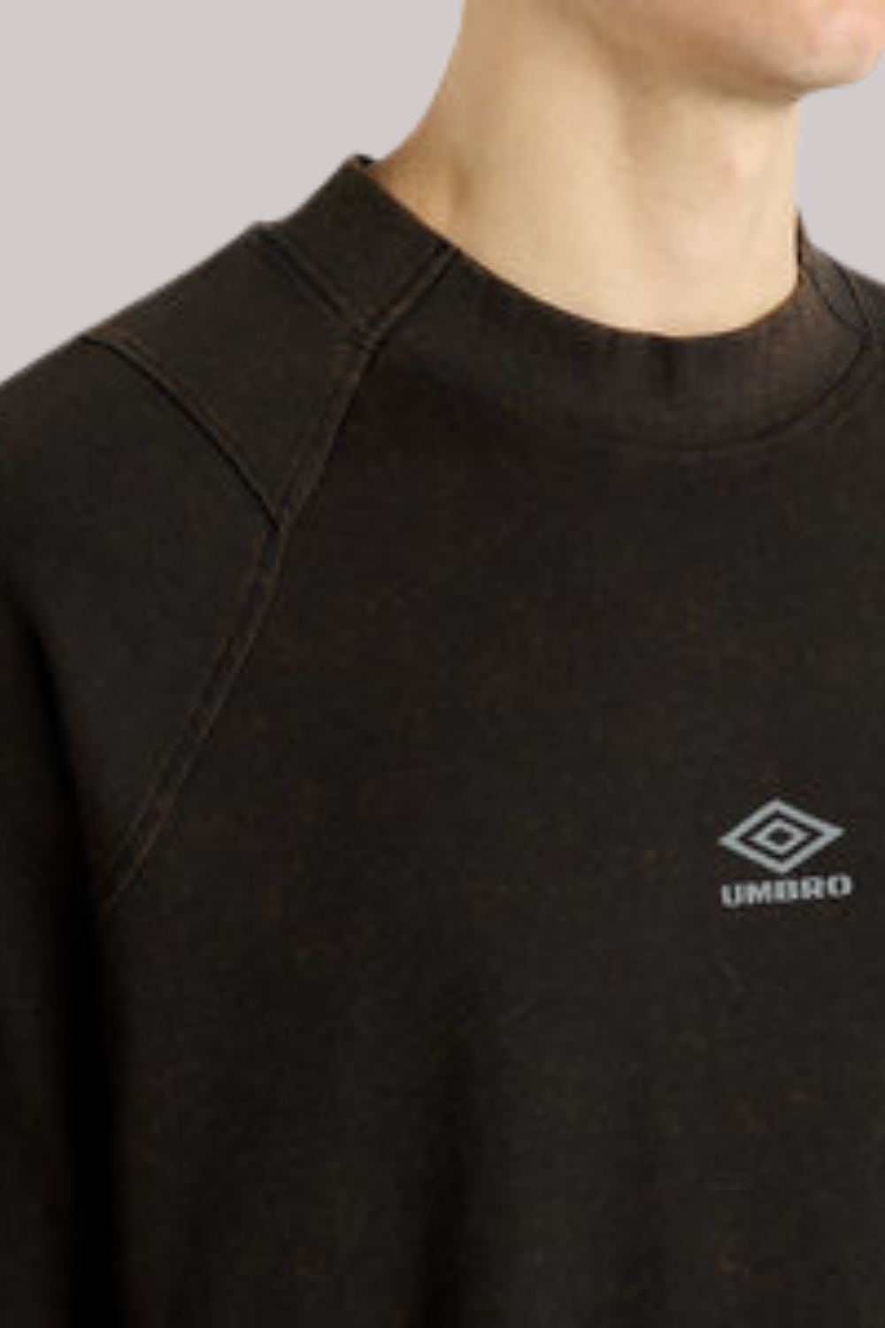 CAMISETA UMBRO WASHED HIGH NECK BOXY