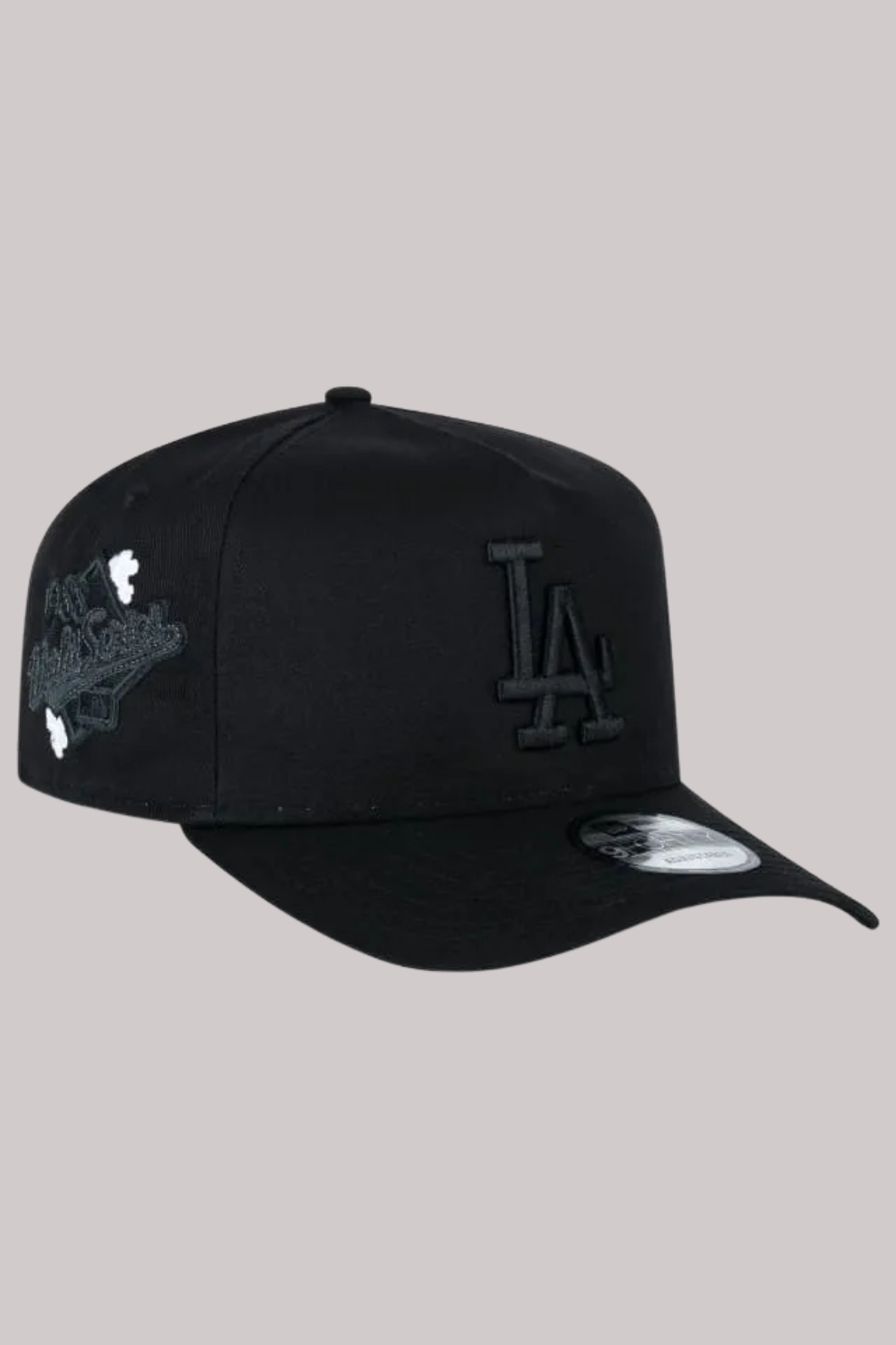 BONÉ NEW ERA 940 AF SN BACK TO BLACK LOSDOD MBI25BON043