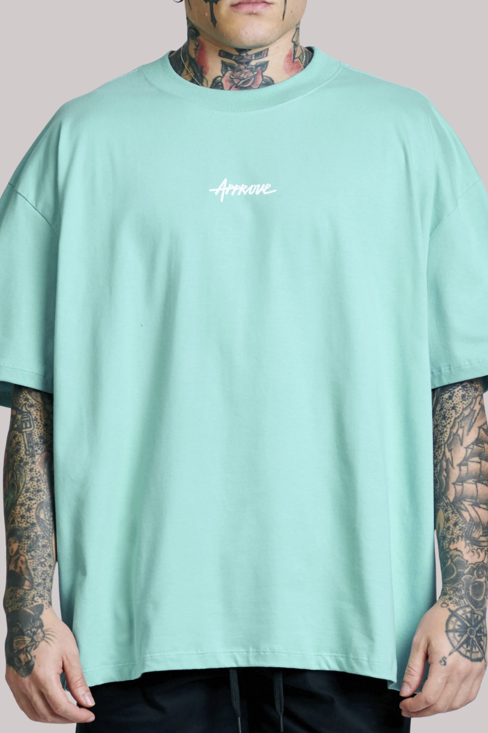 CAMISETA APPROVE HUGE ONLY SAINT