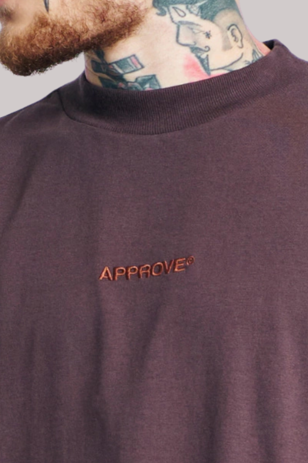 CAMISETA APPROVE HUGE MONOCHROMATIC
