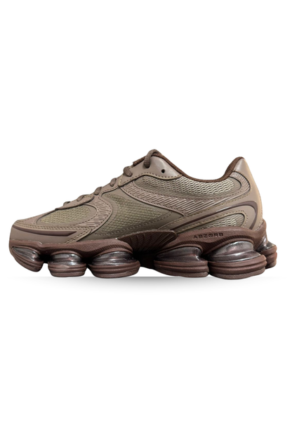 TÊNIS NEW BALANCE 2000 U20004EY MARROM
