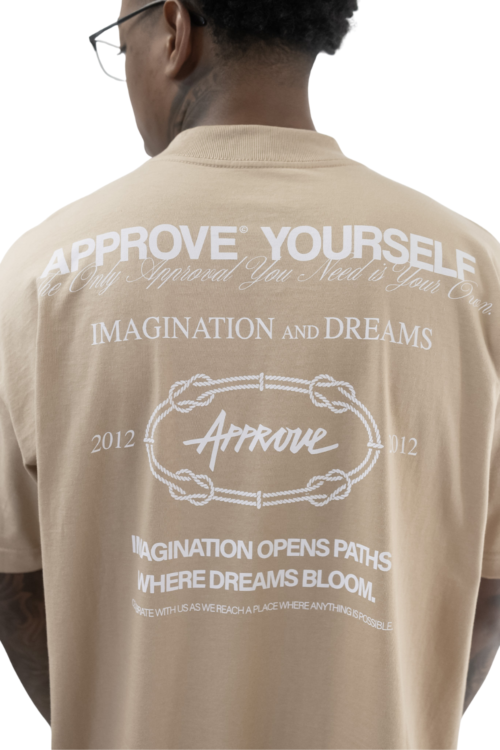 CAMISETA APPROVE HUGE YRSLF TIMELESS 7918 BEGE