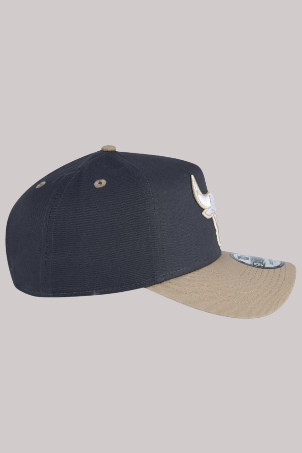 BONÉ NEW ERA 9FORTY A-FRAME NBA CHICAGO BULLS DUAL COLOR NBV25BON043