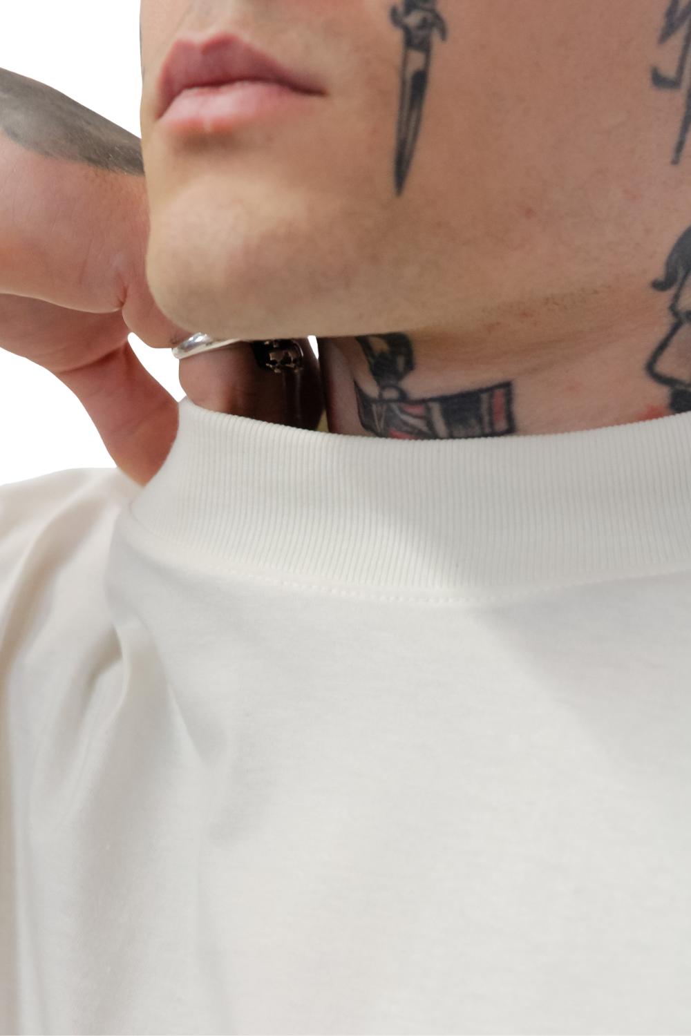 CAMISETA APPROVE HUGE SAVIOR 8021 OFF WHITE