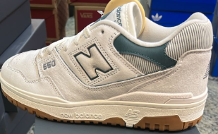 Tênis New Balance 550 Bege claro/verde-escuro