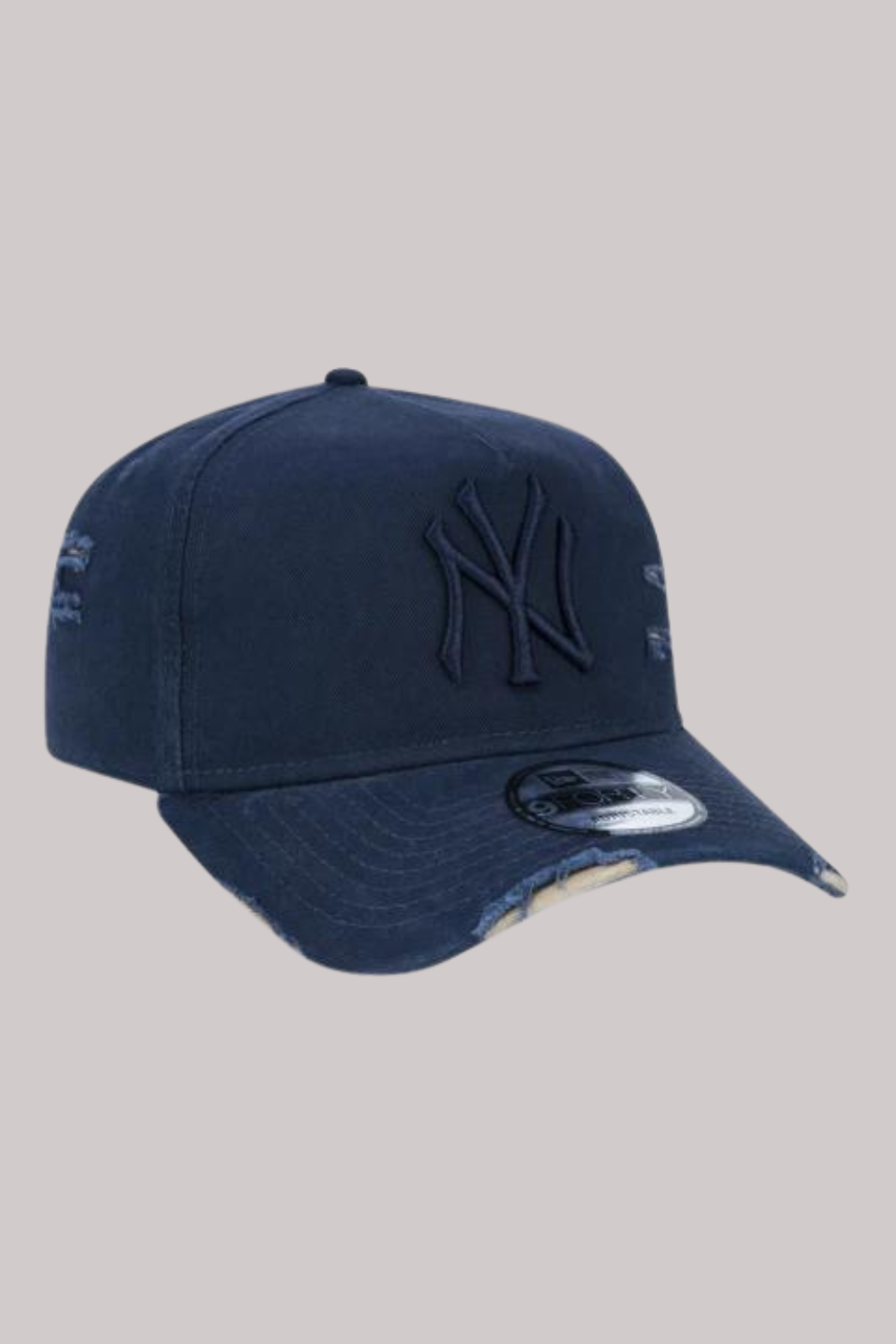 BONÉ NEWERA 9FORTY A-FRAME ABA CURVA AJUSTÁVEL DESTROYED MLB NEW YORK YANKEES MLB