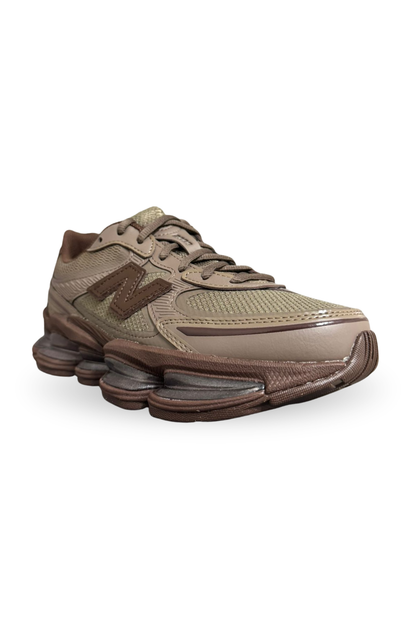 TÊNIS NEW BALANCE 2000 U20004EY MARROM