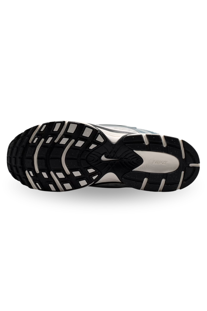 TÊNIS NIKE V5 RNR HJ5228-014 WHITE/SILVER/SMOKE GRAY