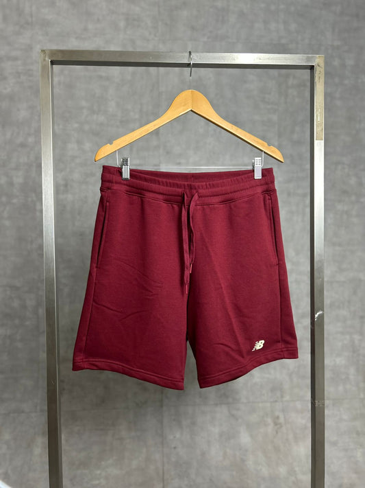 [SEM FOTO] BERMUDA NEW BALANCE ESSENTIALS MS41520B.MHB VINHO