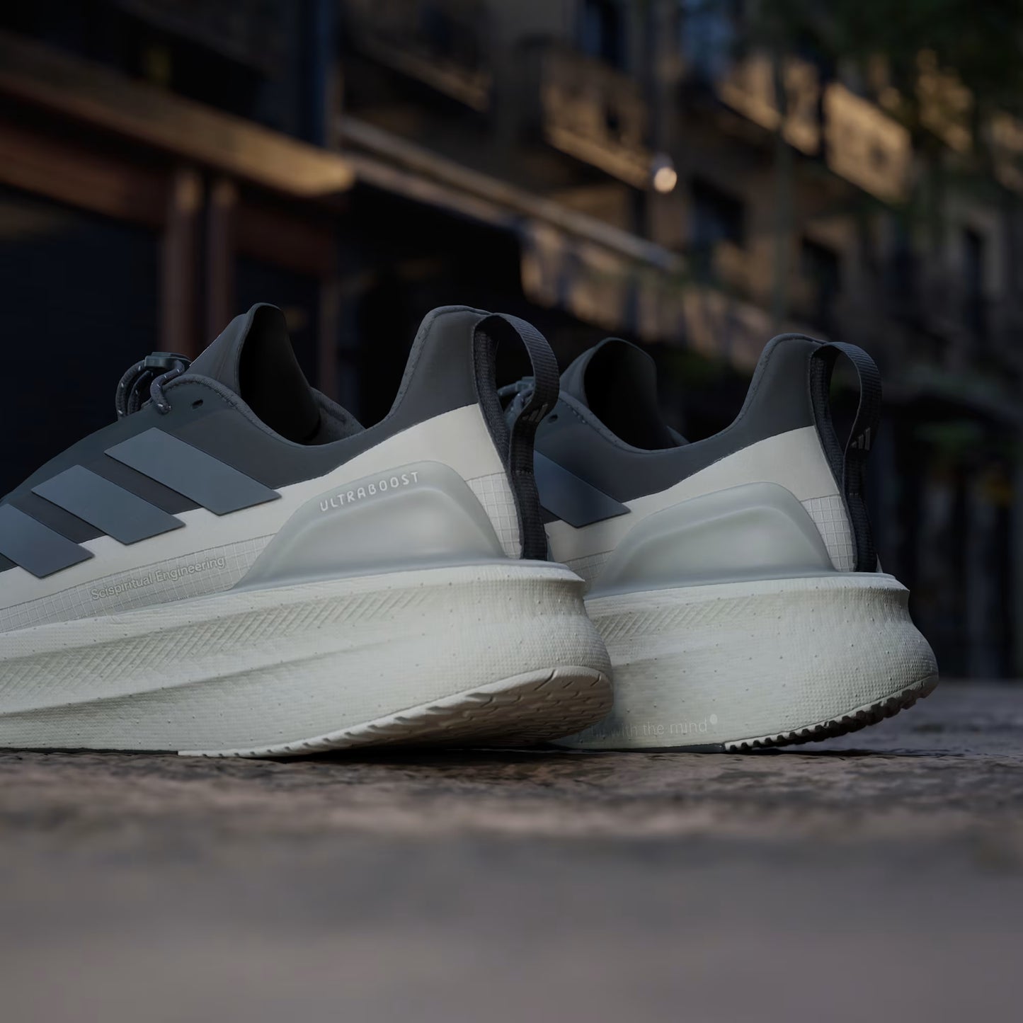 TÊNIS ADIDAS ULTRABOOST 5 H KOUMORI JS2439