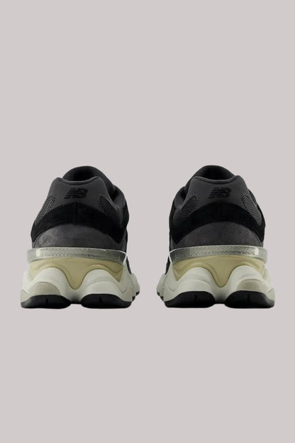 TENIS NEW BALANCE 9060 U9060BLC