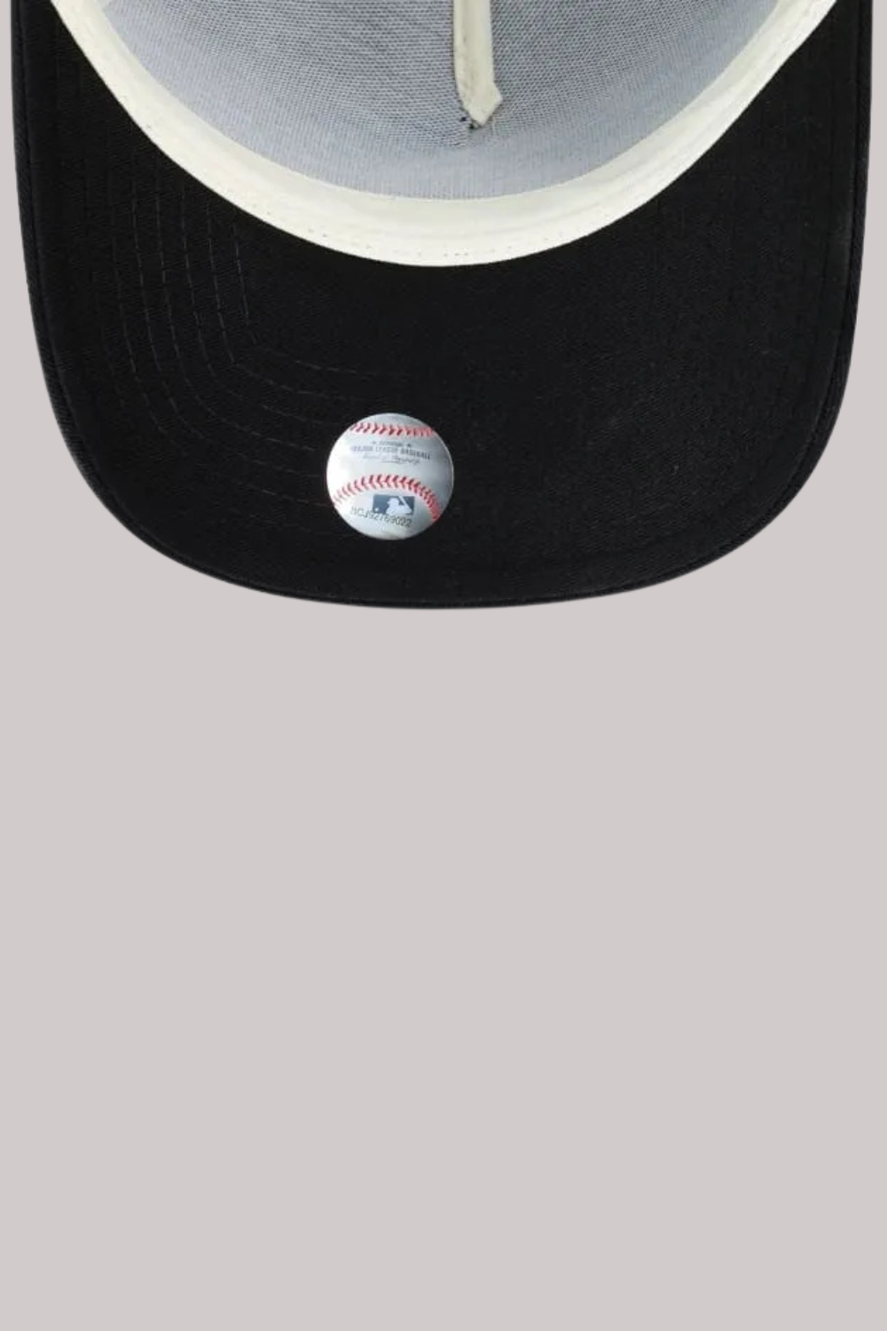 BONÉ NEW ERA 940 AF SN BACK TO BLACK LOSDOD MBI25BON043