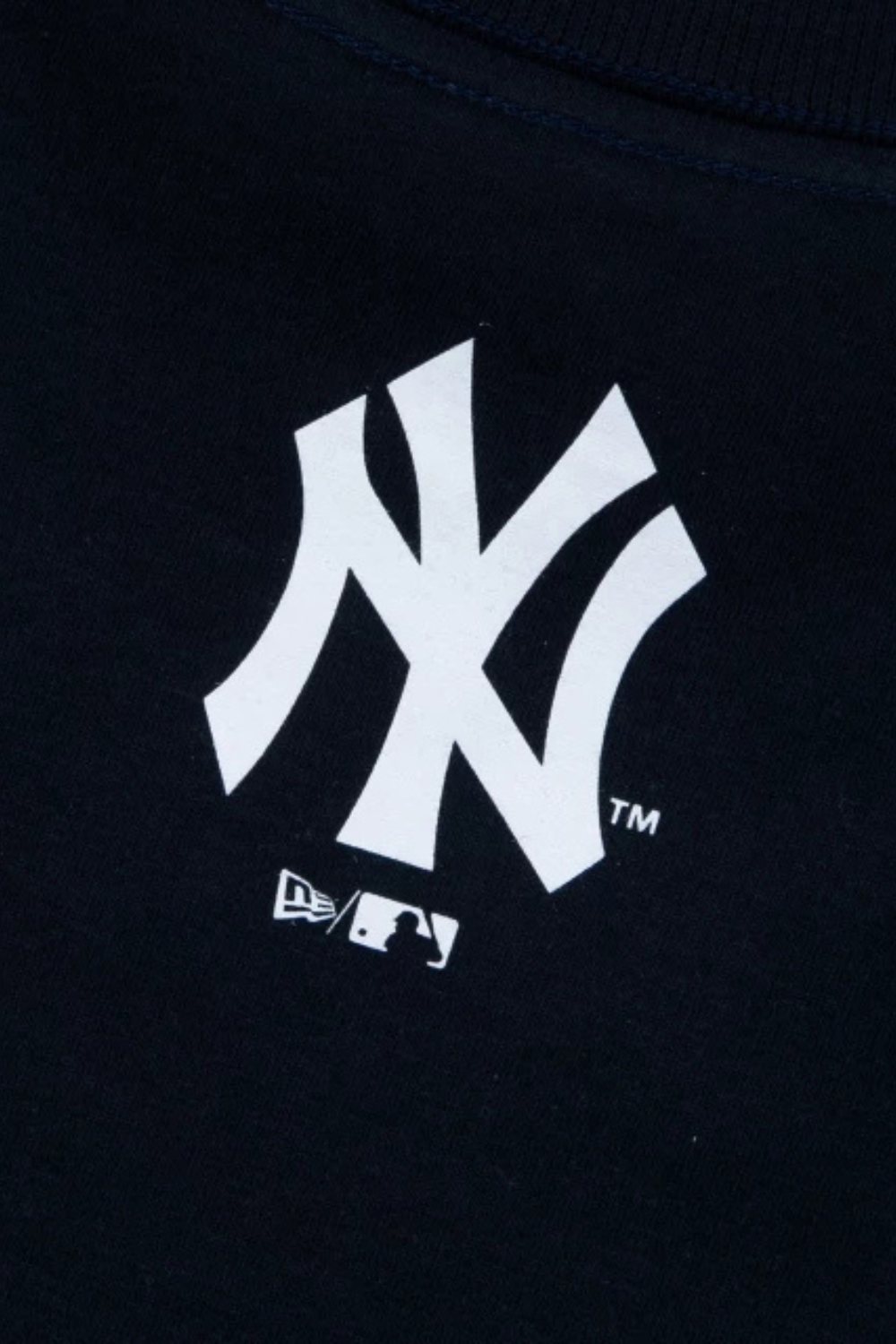 CAMISETA NEW ERA REGULAR MLB NEW YORK YANKEES WORLD OF LOGOS MBV25TSH0257